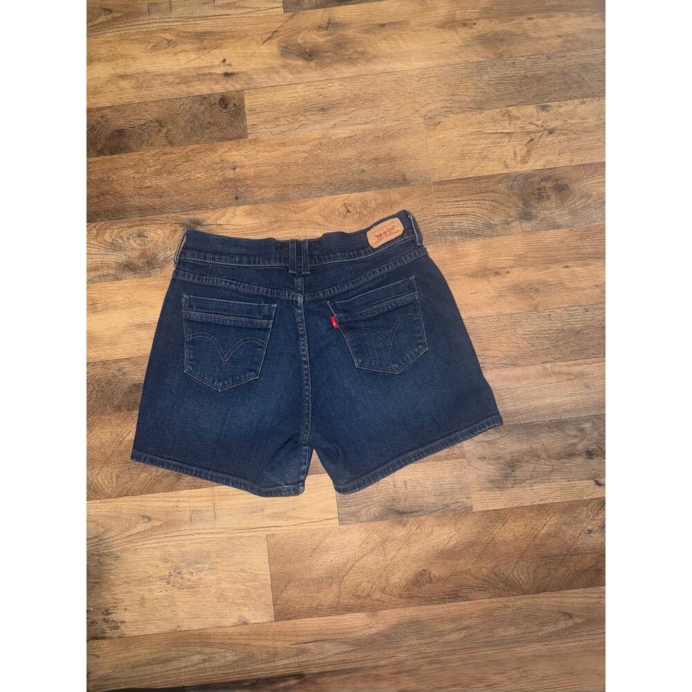 Levi’s women’s blue jeans shorts - Picture 15 of 16